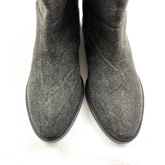 Theyskens’ Theory Gray Finely Crafted Italian Textile Almond Toe Ankle Boots (9) - Picture 5 of 12